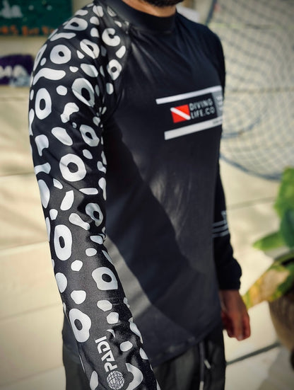 Eagle Ray Rashguard